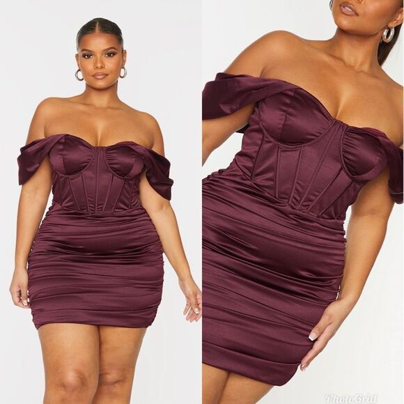 Prettylittlething PLUS PLUM STRUCTURED SATIN CUPPED RUCHED SKIRT BODYCON DRESS - Picture 1 of 12
